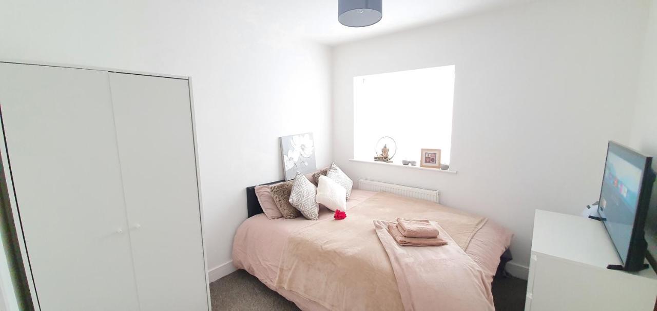 Trendy, Modern Garden Posh Peckham Apartment London Exterior photo